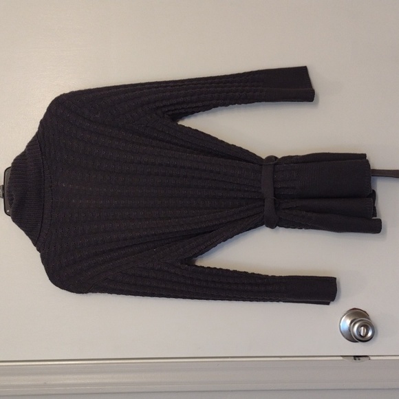 H&M Charcoal Gray Cable Knit Belted Long Sweater size Small - Picture 9 of 16